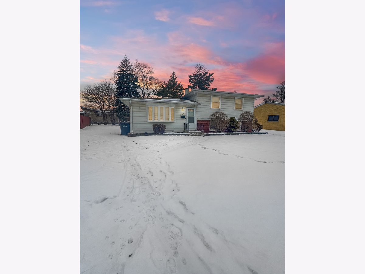  Sold Lansing Illinois, 17526 Shirley