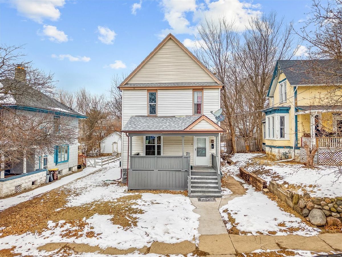  For Sale Rockford Illinois, 1128 Grant Avenue