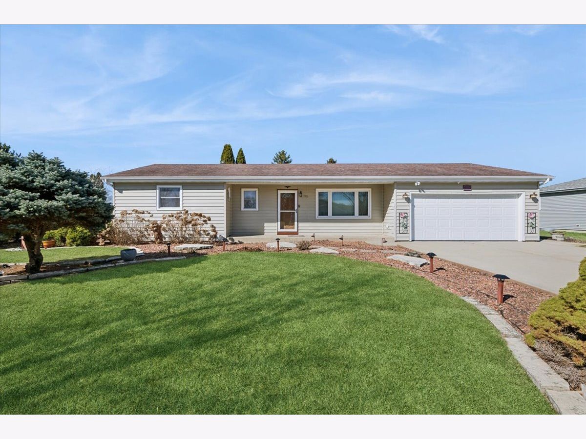  For Sale New Lenox Illinois, 921 Knollside Road