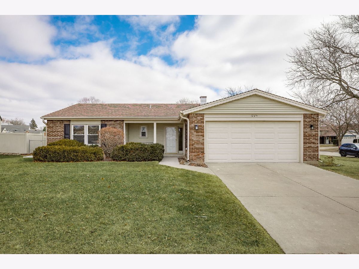  For Rent Buffalo Grove Illinois, 1225 Radcliffe