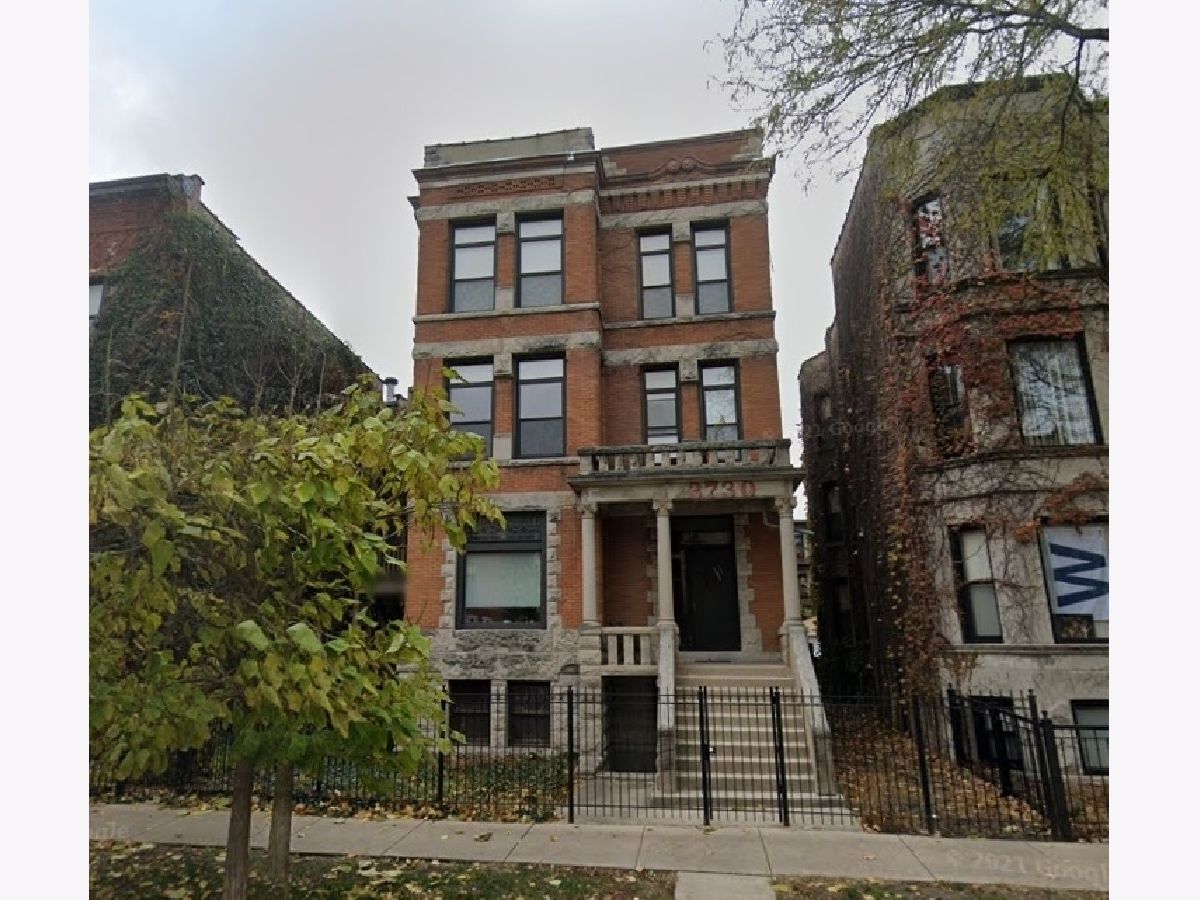  Rented Chicago Illinois, 3730 Sheffield