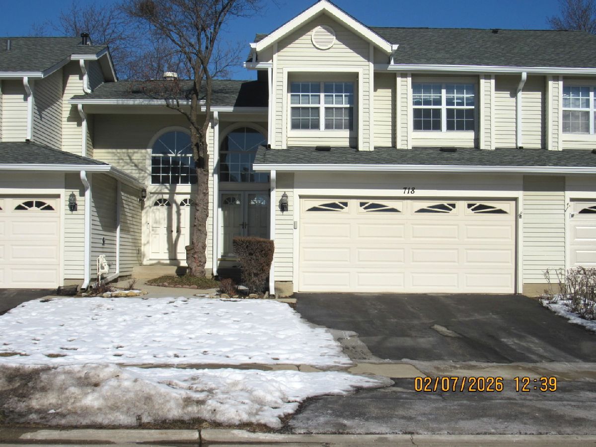 Townhomes & Homes For Rent Weathersfield North Schaumburg Illinois, 718 Sturnbridge