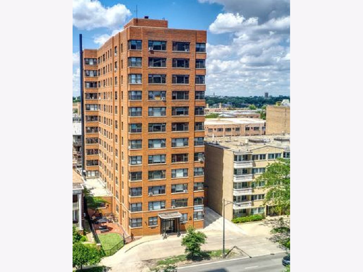  Rented Chicago Illinois, 5858 Sheridan