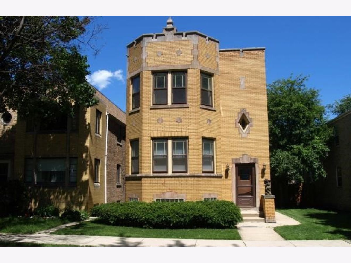 Homes & Condominiums For Sale Peterson Woods Chicago Illinois, 5907 Virginia Avenue