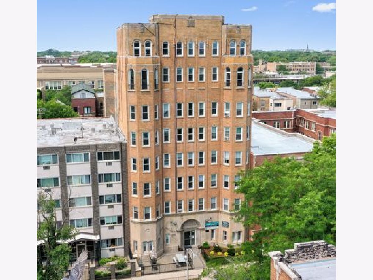  Rented Chicago Illinois, 5860 Kenmore