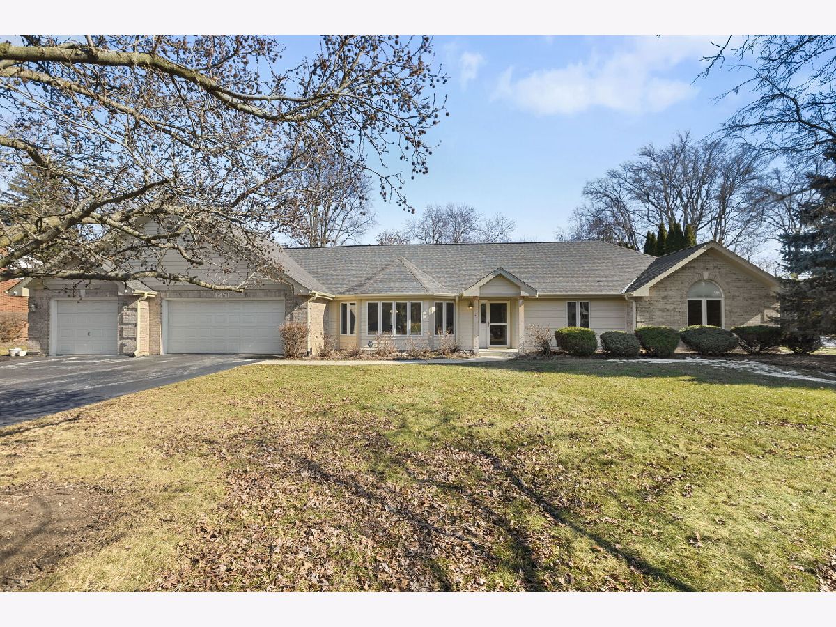 Homes Sold Arrowhead Wheaton Illinois, 2S671 Arrowhead