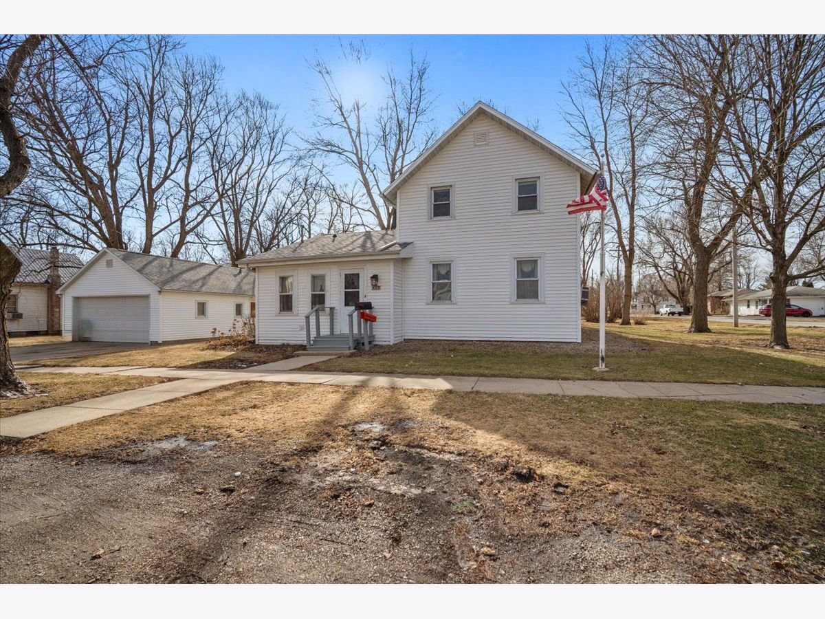  For Sale Chenoa Illinois, 429 Owsley Street