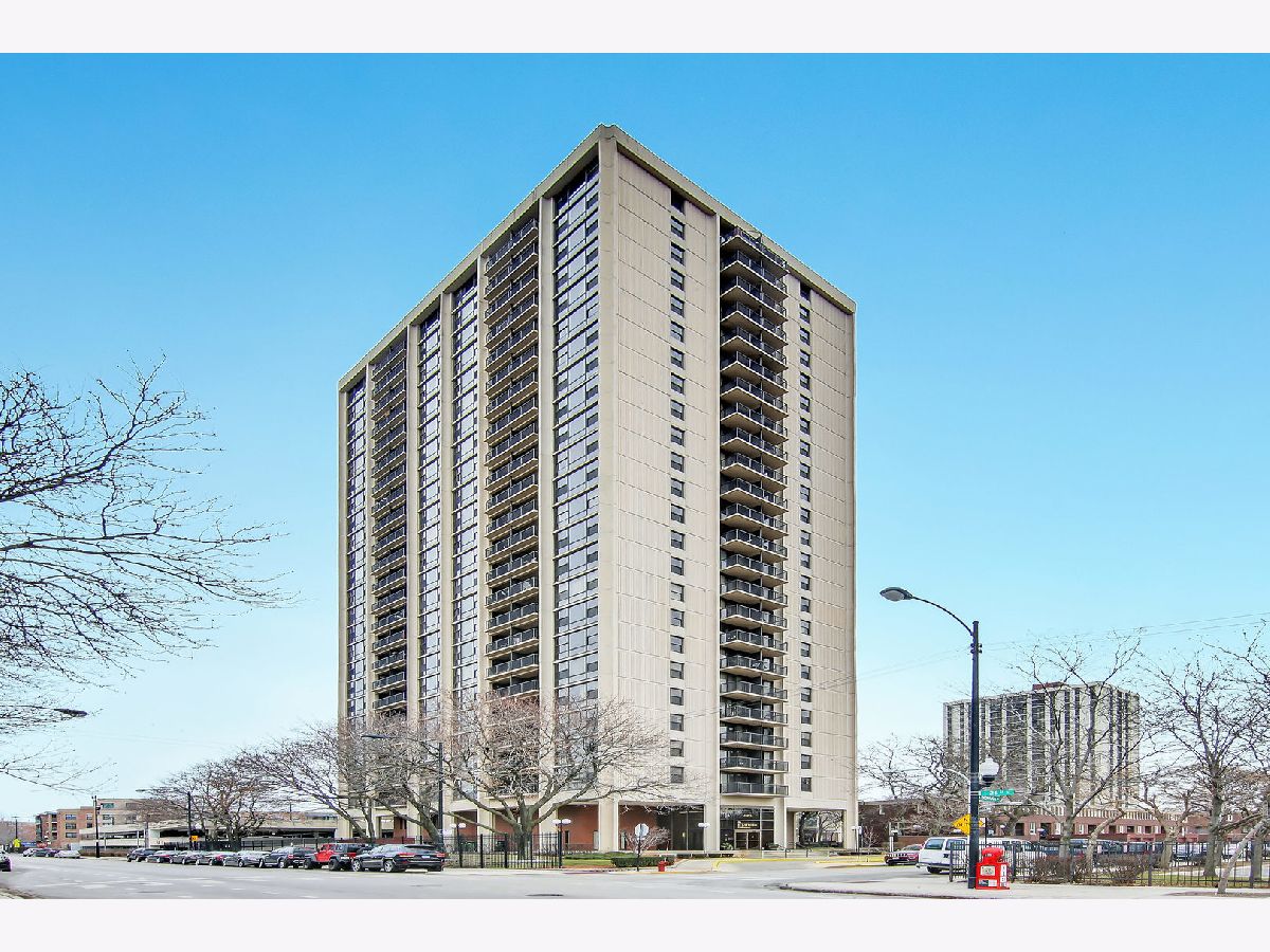  For Sale Chicago Illinois, 2605 Indiana Avenue