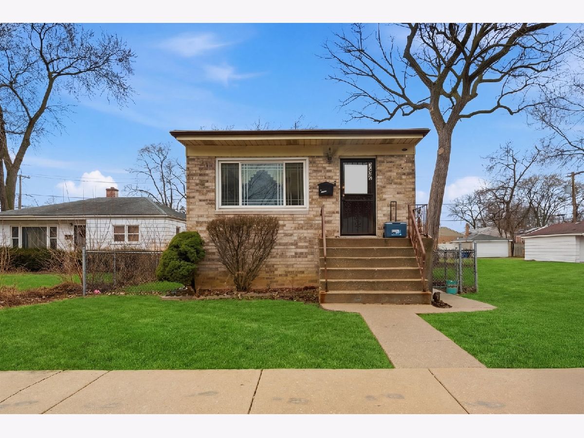  For Sale Calumet Park Illinois