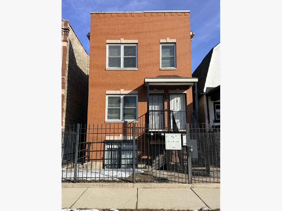  Rented Chicago Illinois, 6823 Dorchester
