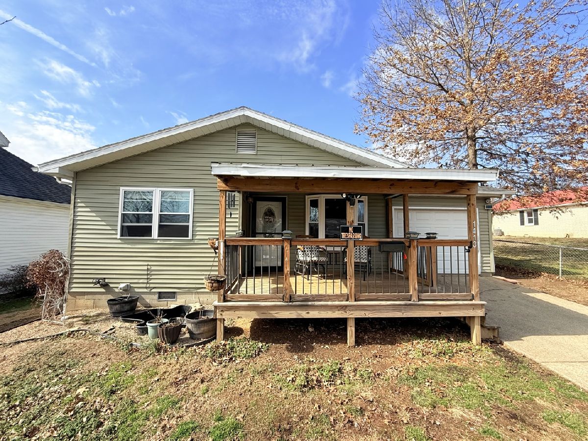  For Sale Harrisburg Illinois, 1413 Mckinley Street
