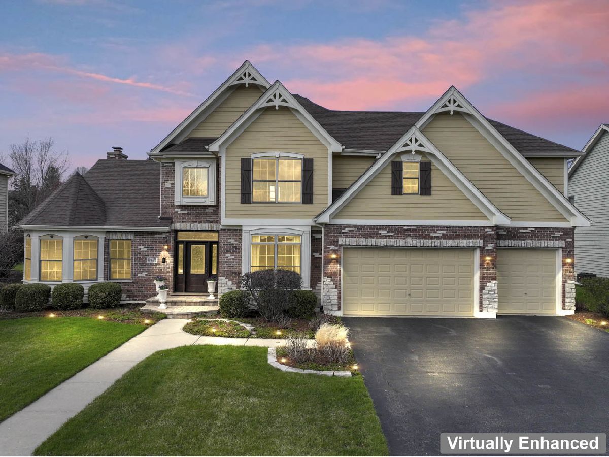 Homes For Sale Fox Mill St Charles Illinois, 40W378 Francis Bret Harte Street