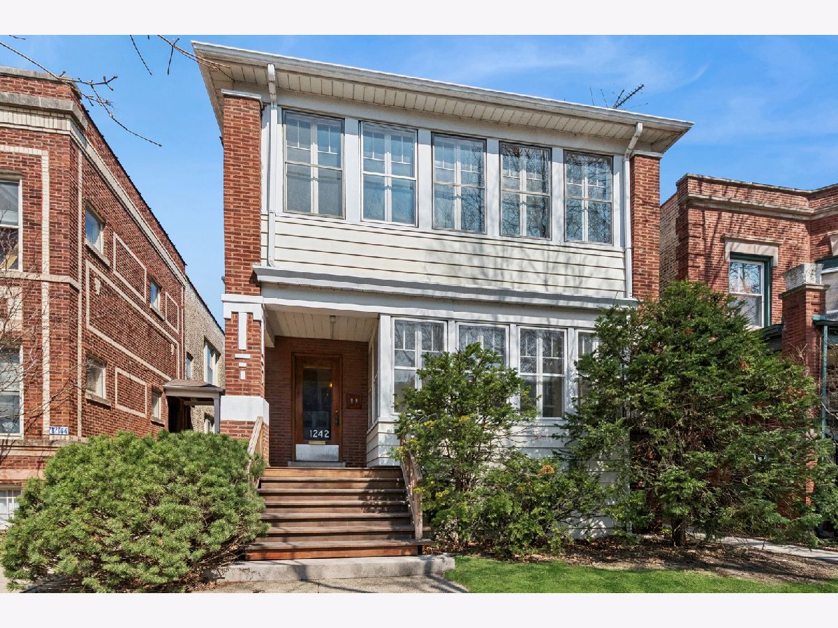 For Sale Chicago Illinois, 1242 Elmdale Avenue