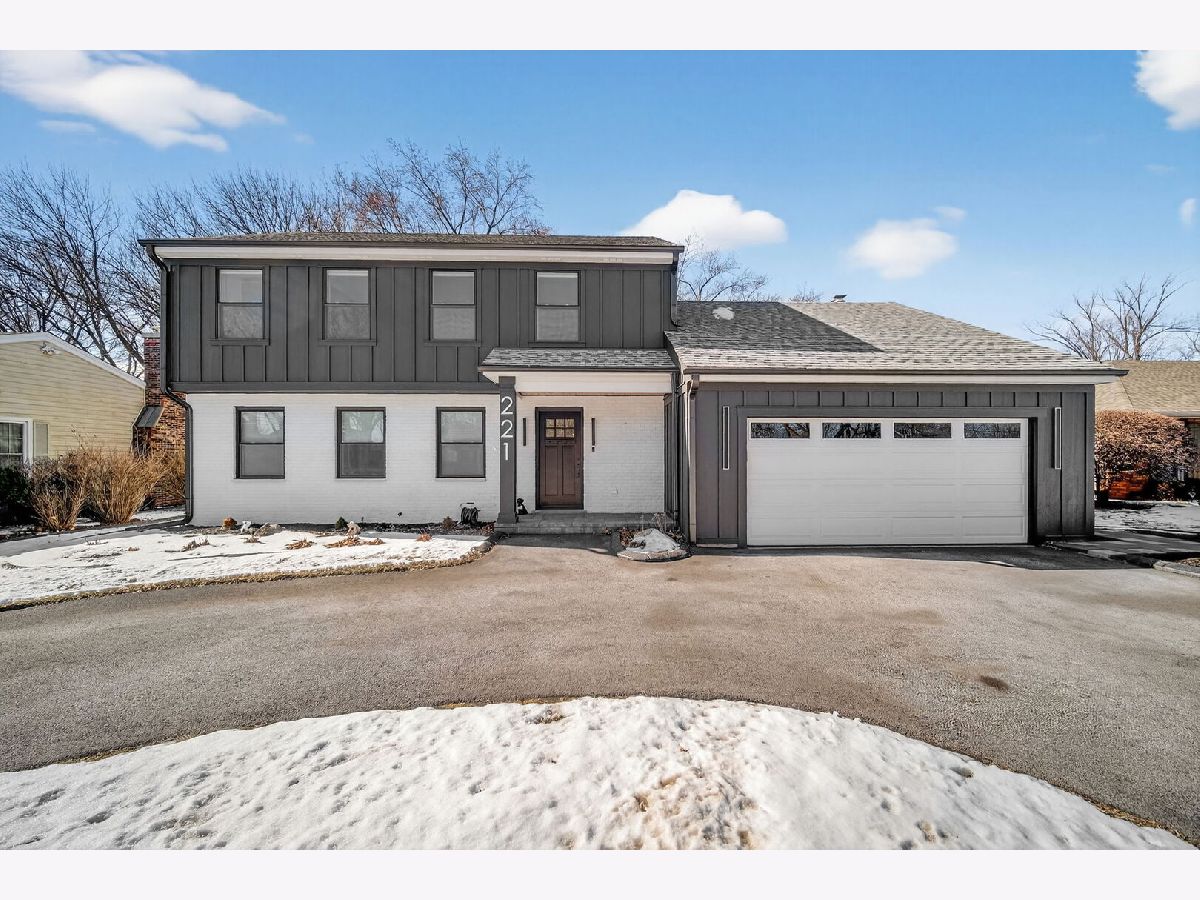 Homes For Sale Pembroke Greens Naperville Illinois, 221 Olesen Drive