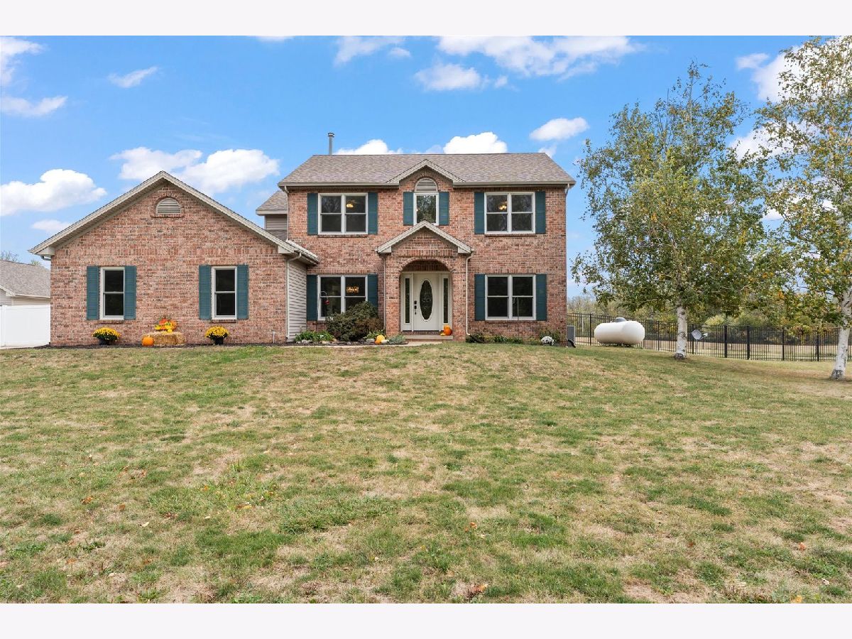  For Sale Mahomet Illinois, 302 County Road 2650