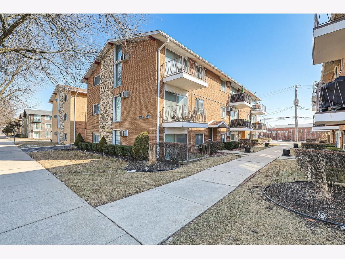  Sold Chicago Illinois, 6111 64th