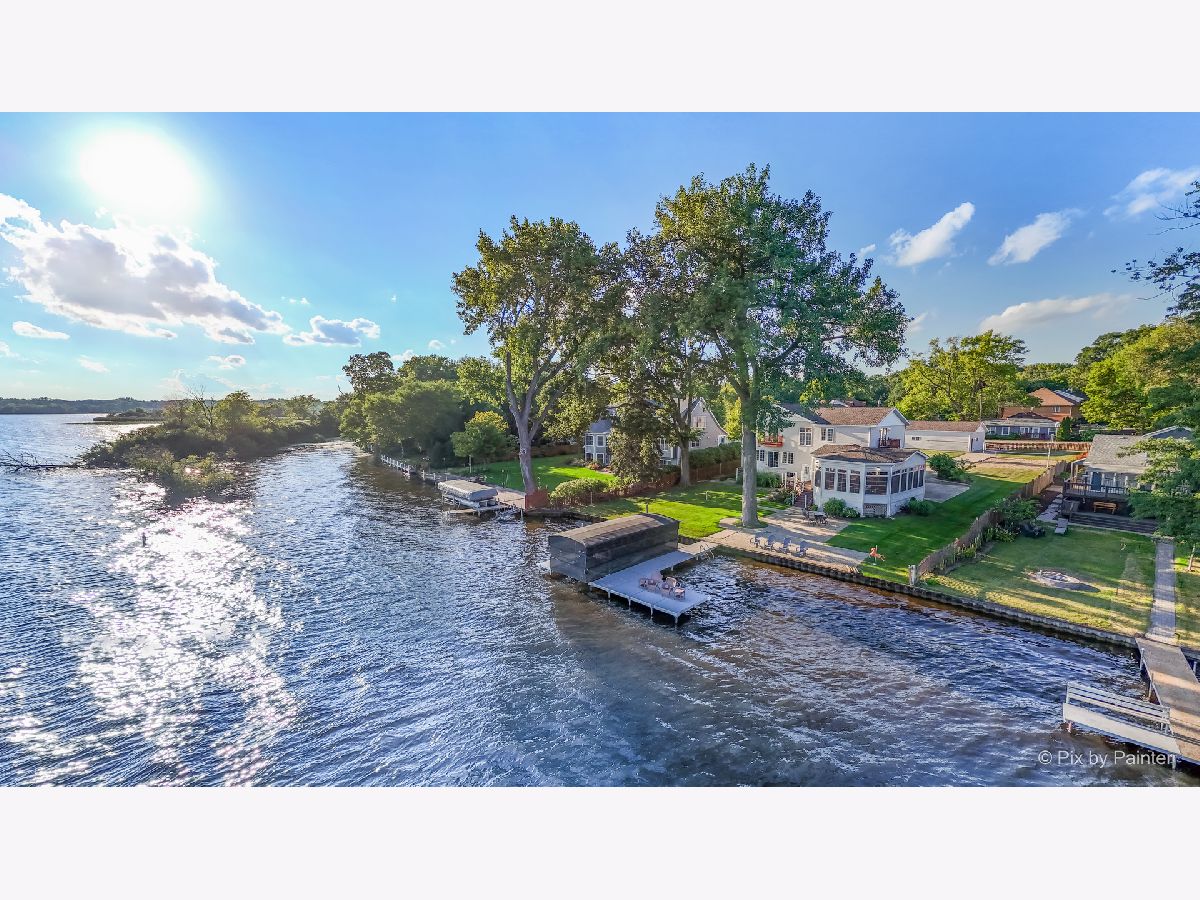  For Sale Spring Grove Illinois, 27771 Lake Shore Drive