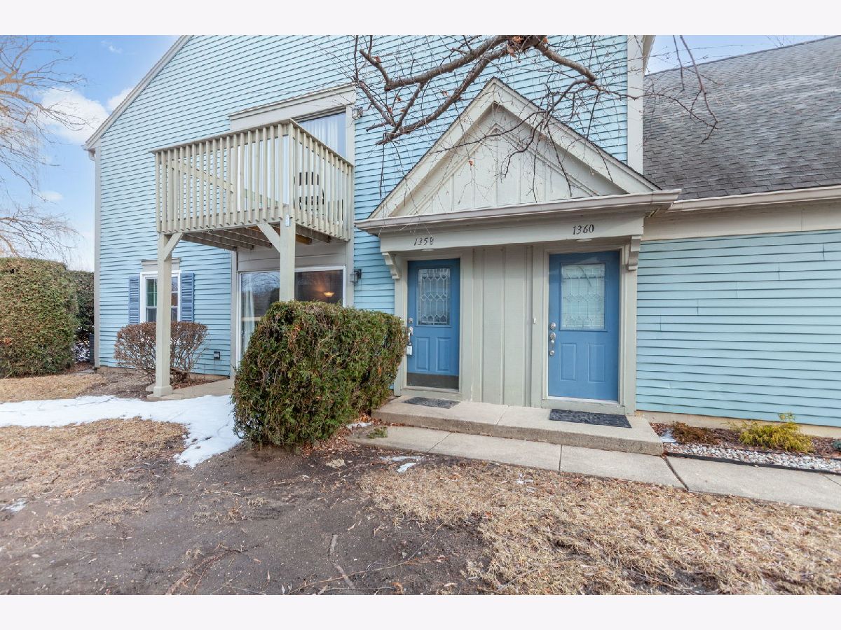 Townhomes & Condos & Homes Sold Polo Run Wheeling Illinois, 1358 Longacre