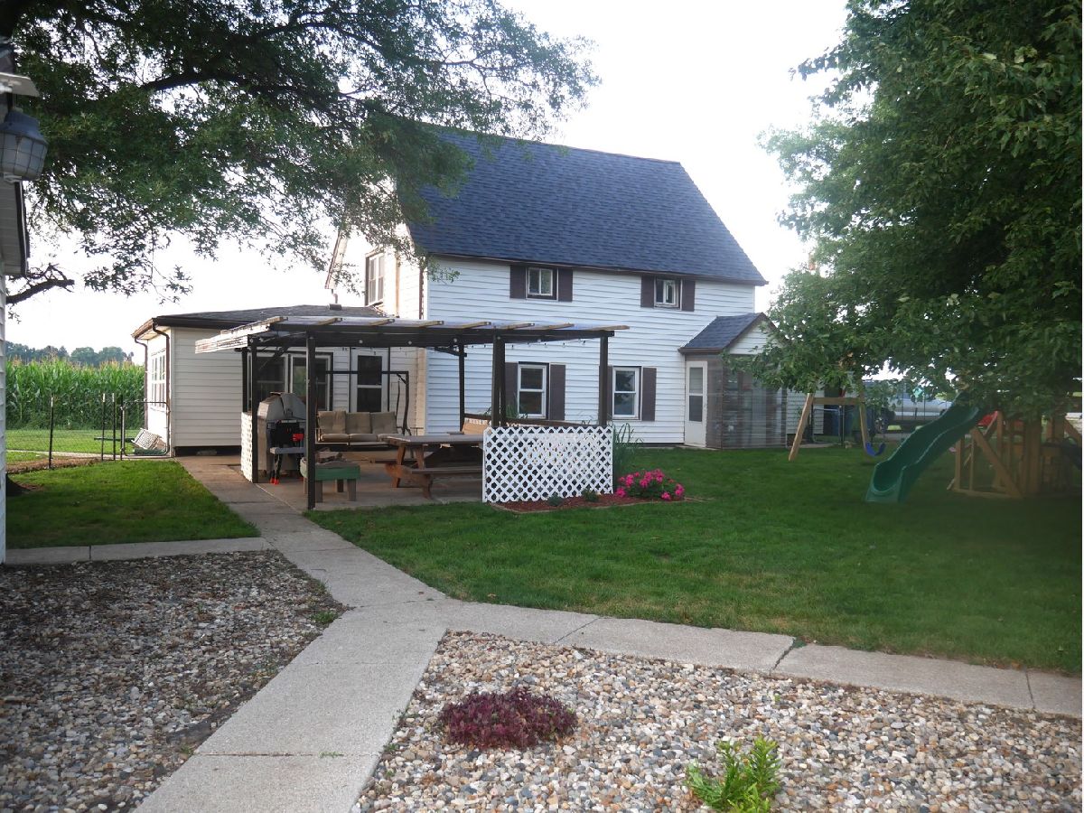  For Sale Momence Illinois, 1221 State Route 1 17