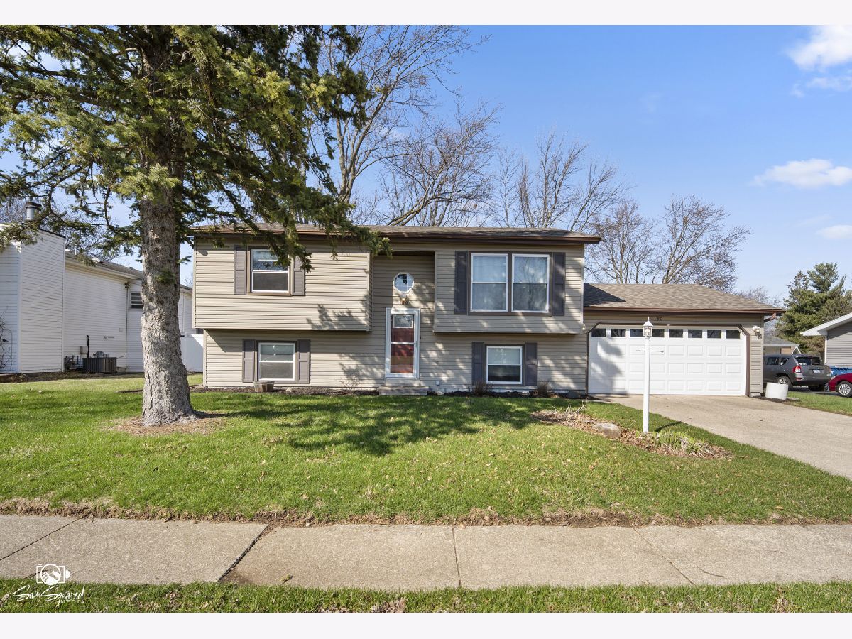  For Sale Bourbonnais Illinois, 180 Karen Drive