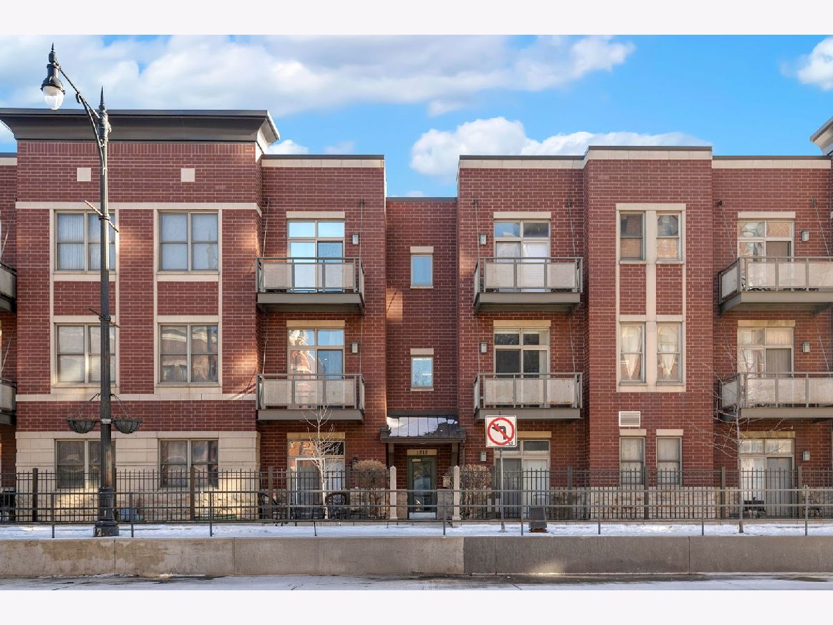 Condos & Townhomes & Homes Rented University Village Chicago Illinois, 1515 Halsted
