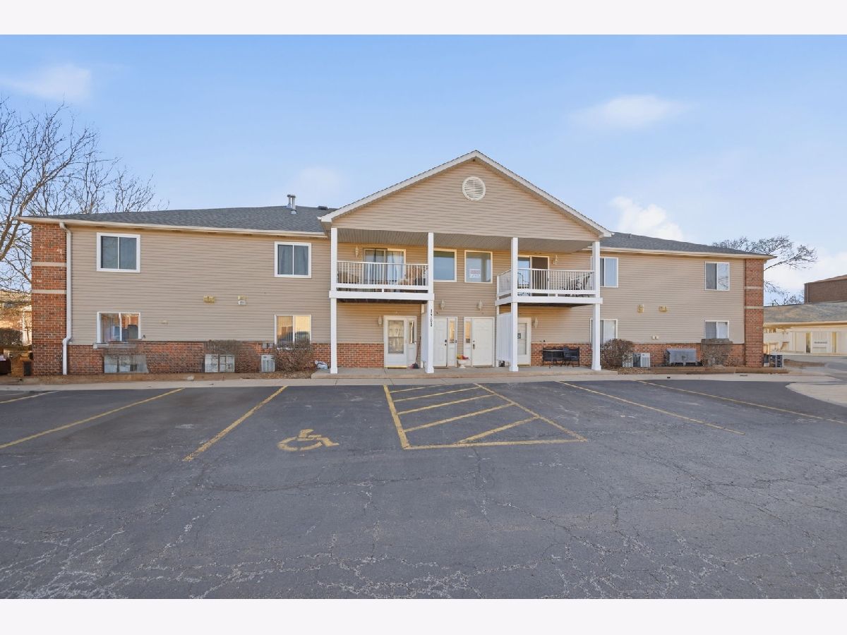  For Sale Crest Hill Illinois, 1361 Rock Run Drive