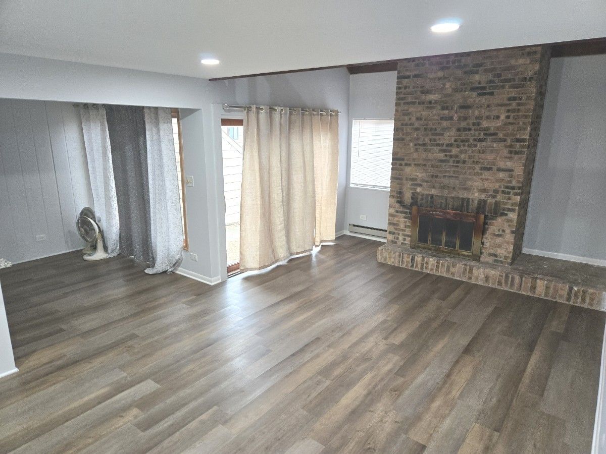  Rented North Chicago Illinois, 3341 Beacon