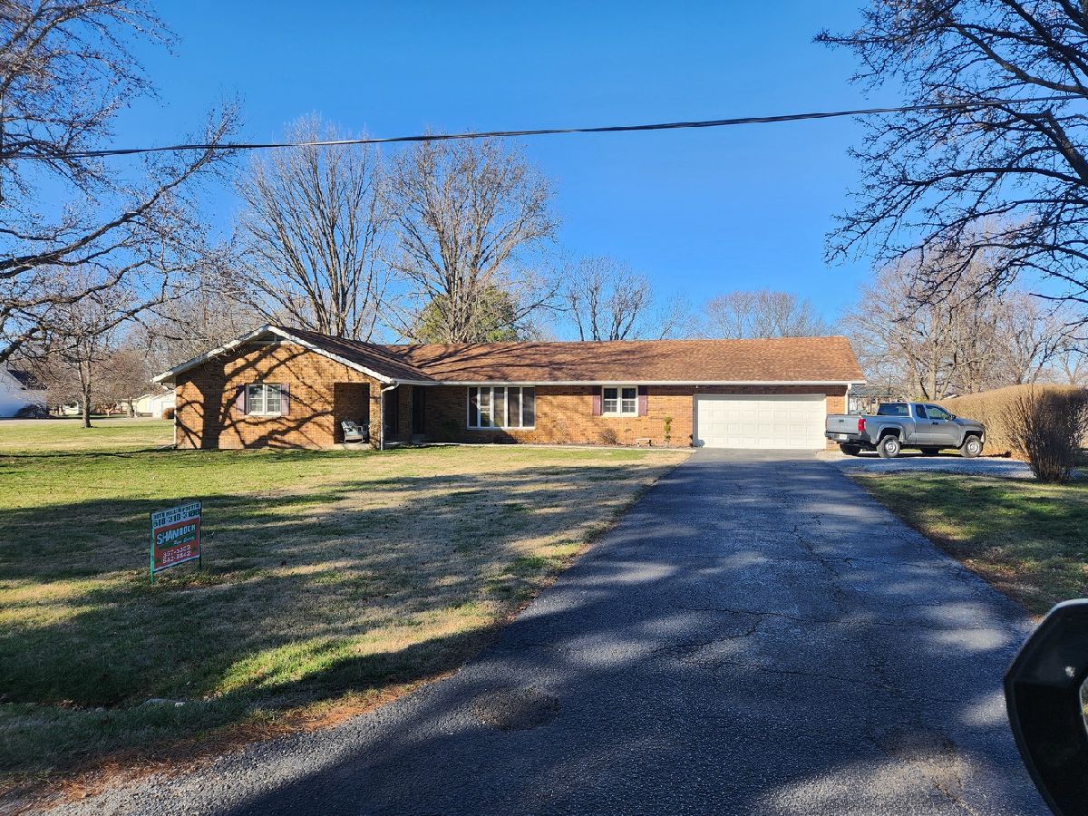 For Sale Pinckneyville Illinois, 3649 Hamilton Park Road