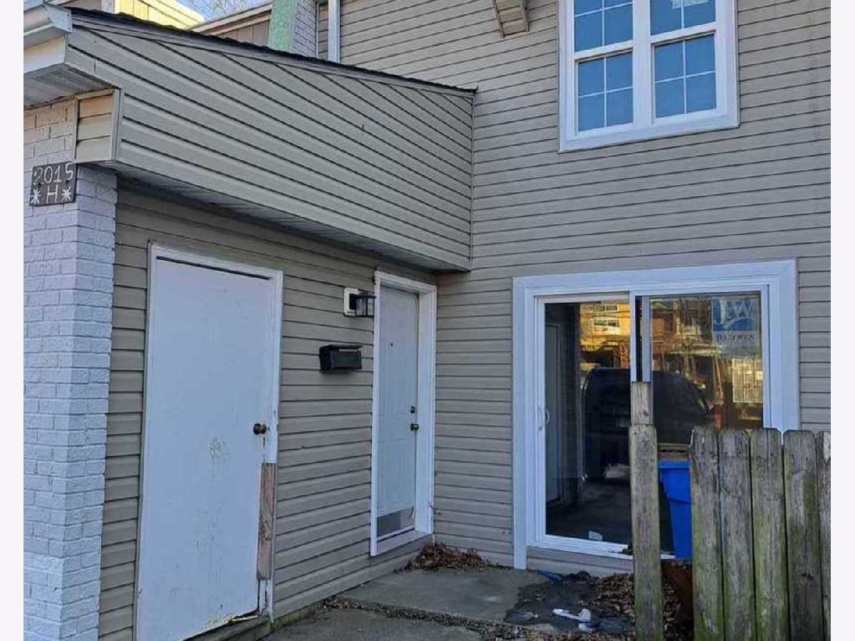  For Rent Carpentersville Illinois, 2015 Berkshire