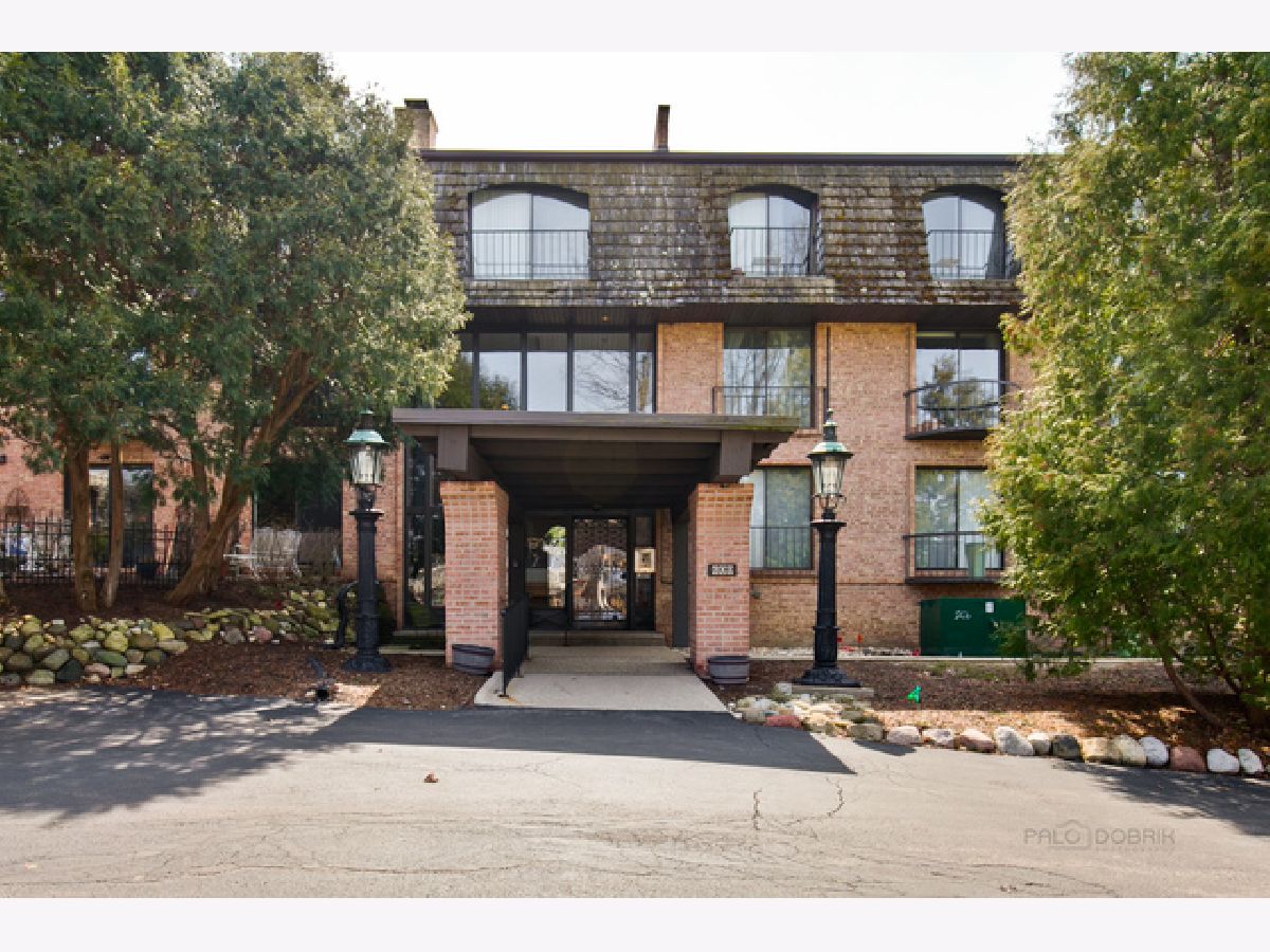  Sold Barrington Illinois, 600 Russell