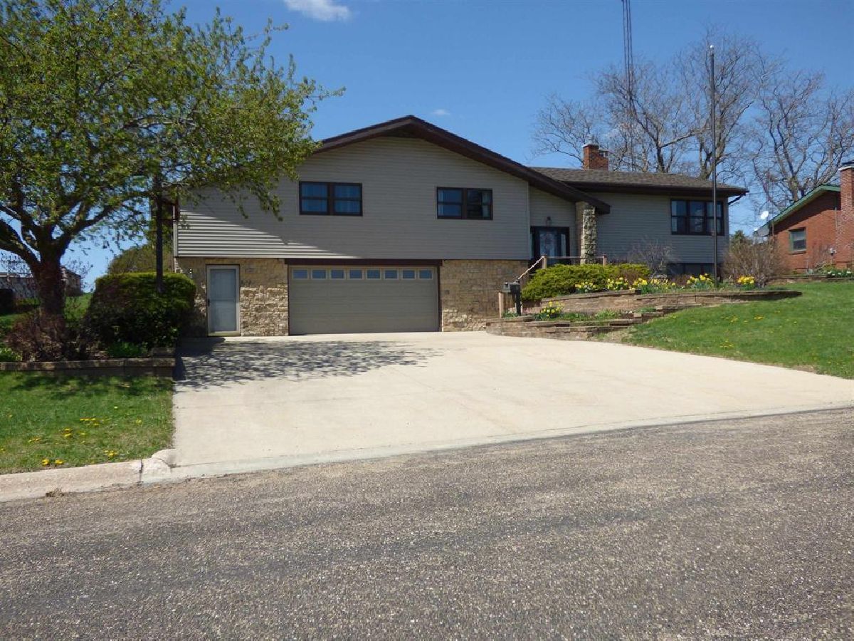  Sold Stockton Illinois, 532 Ward