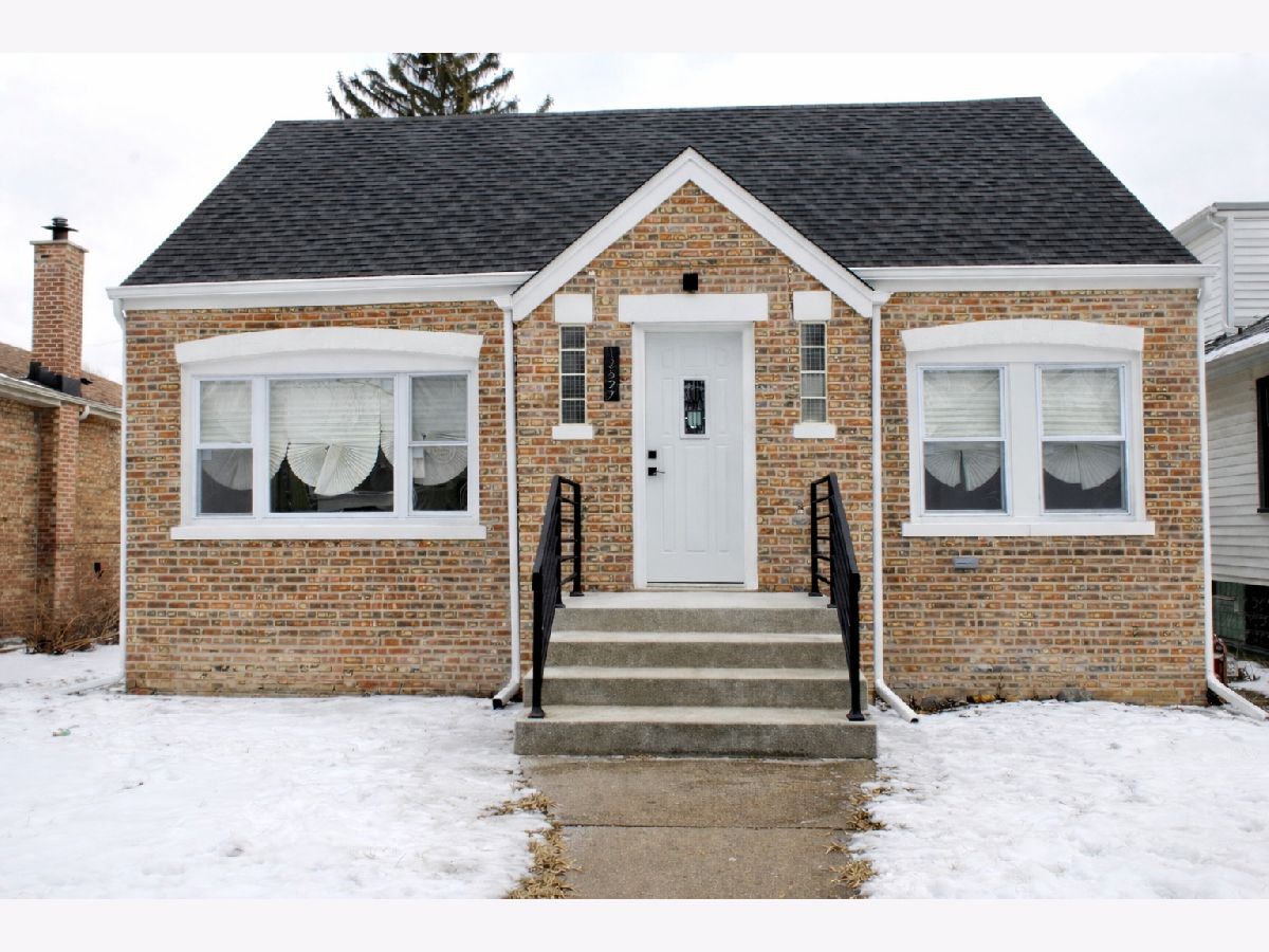  For Sale Chicago Illinois, 12527 Lowe Avenue