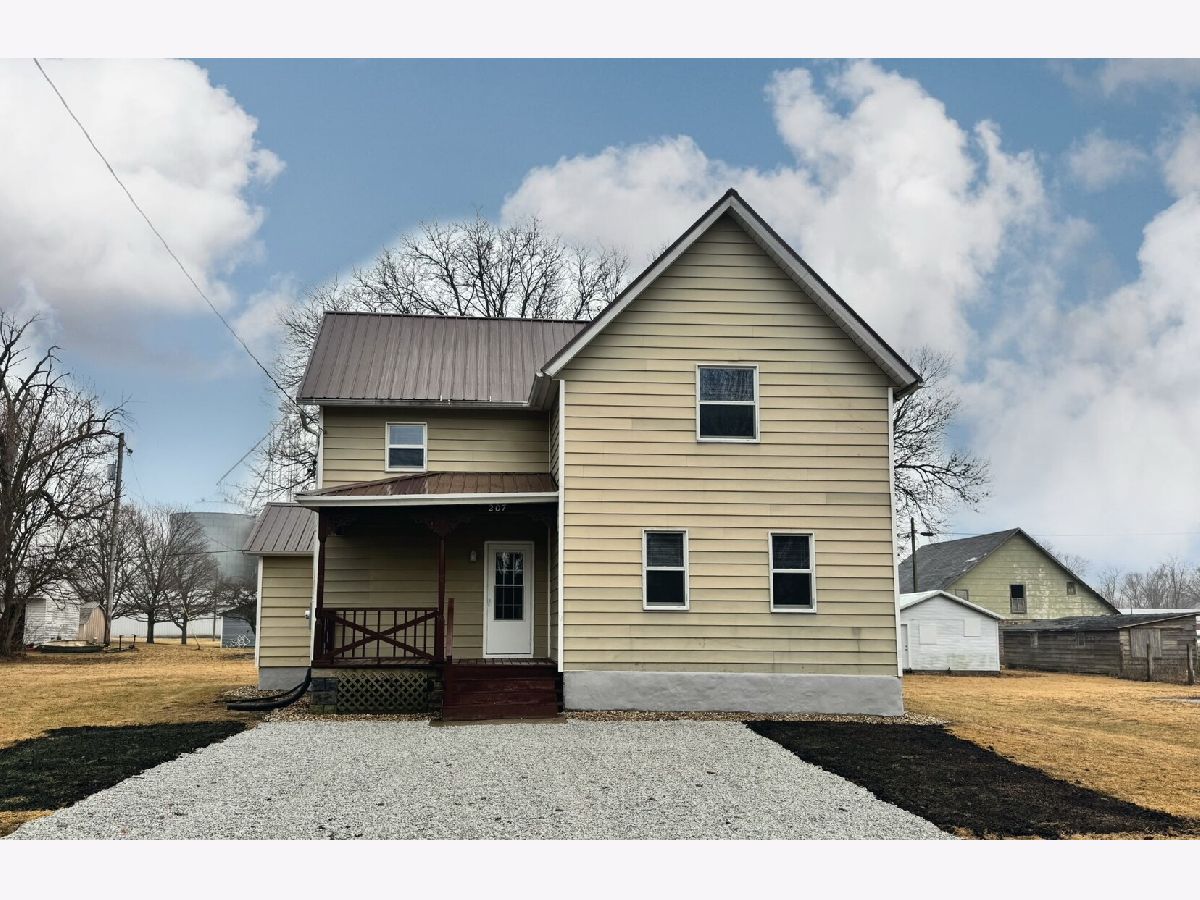  For Sale Chatsworth Illinois, 207 Maple Street