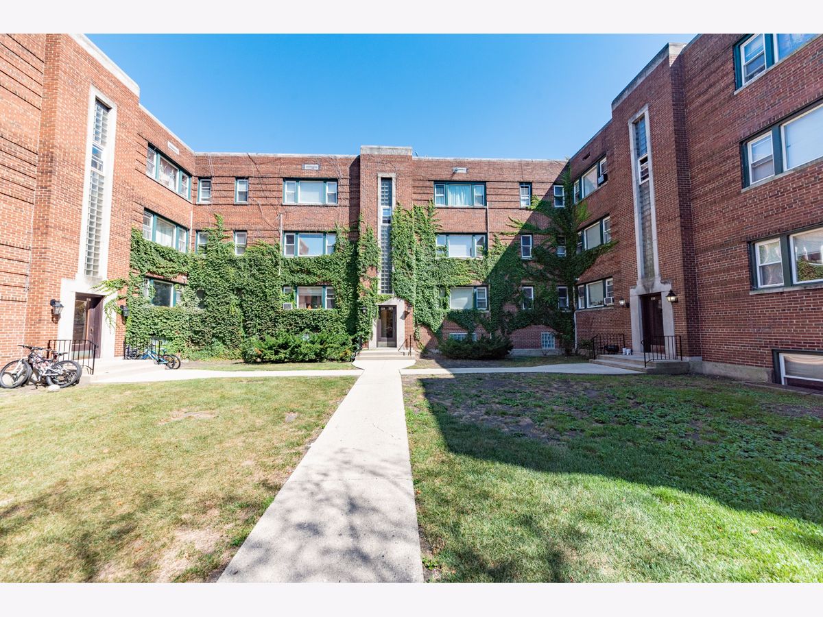  Rented Evanston Illinois, 227 Custer