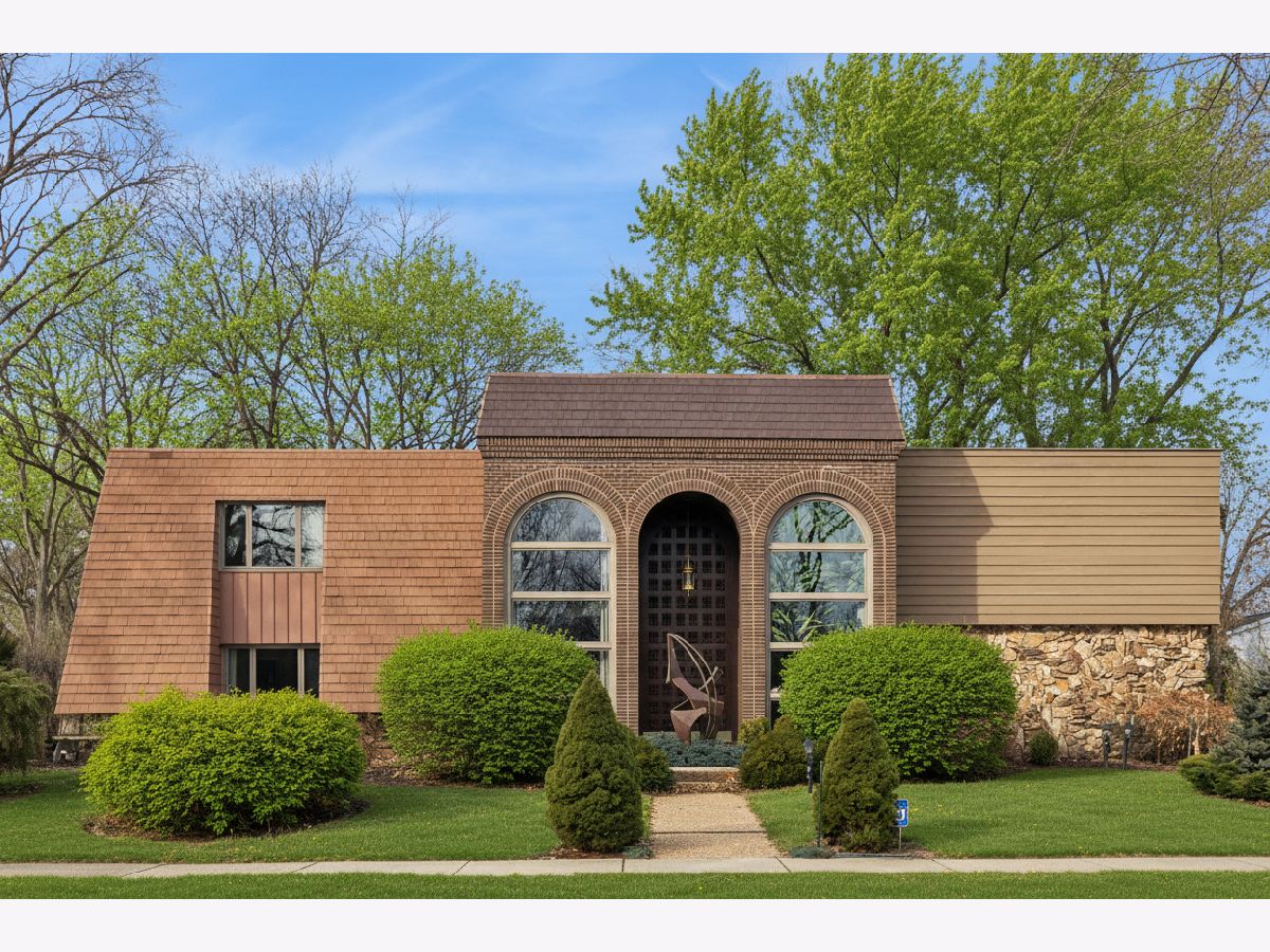  For Sale Deerfield Illinois, 990 Heather Road