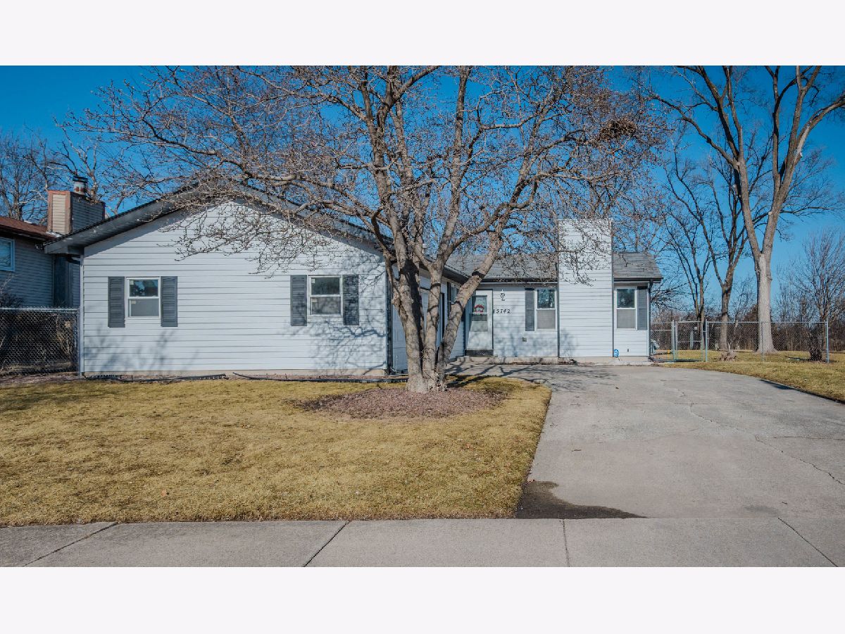  For Sale Matteson Illinois, 5742 Woodgate Drive