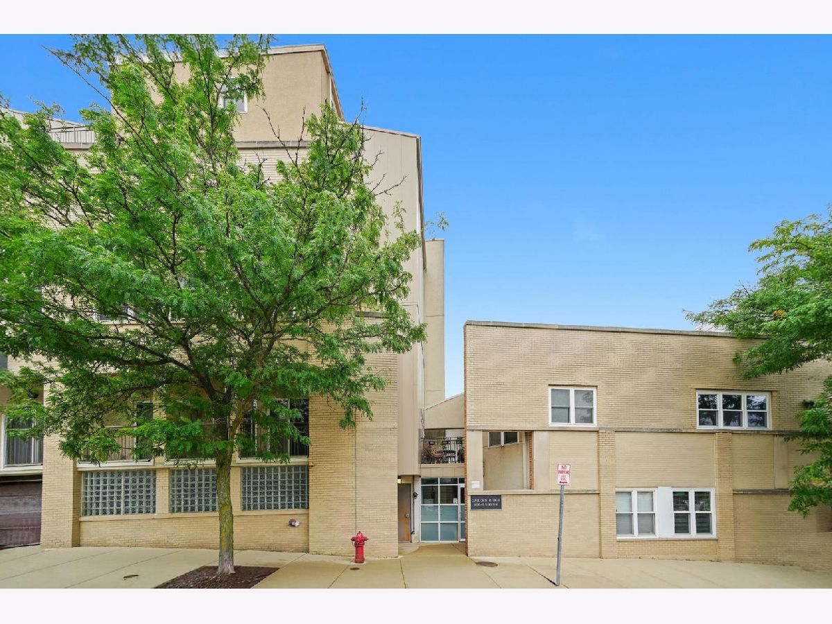  For Sale Evanston Illinois, 1834 Ridge Avenue