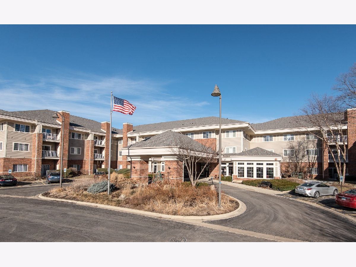 Condominiums For Sale The Greens Of Elgin Elgin Illinois, 801 Mclean Boulevard