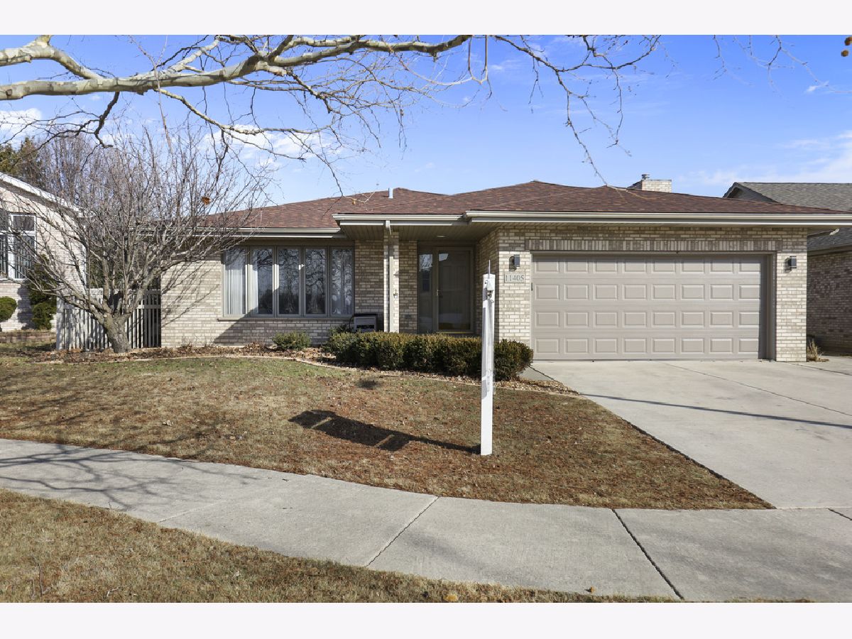  For Sale Oak Lawn Illinois, 11405 Foxwoods Drive