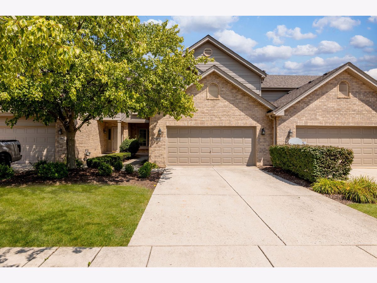  For Sale Lemont Illinois, 14517 Albany Avenue