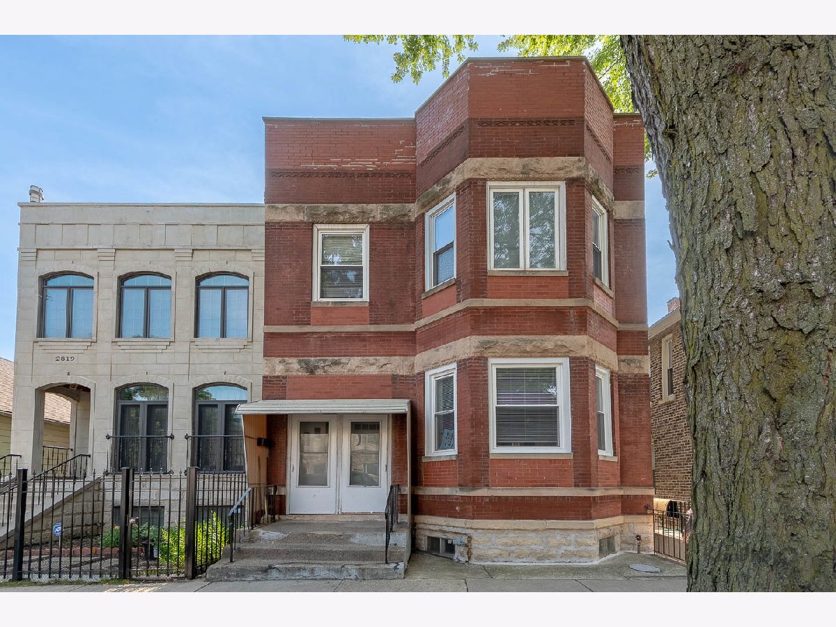  Rented Chicago Illinois, 2821 Emerald