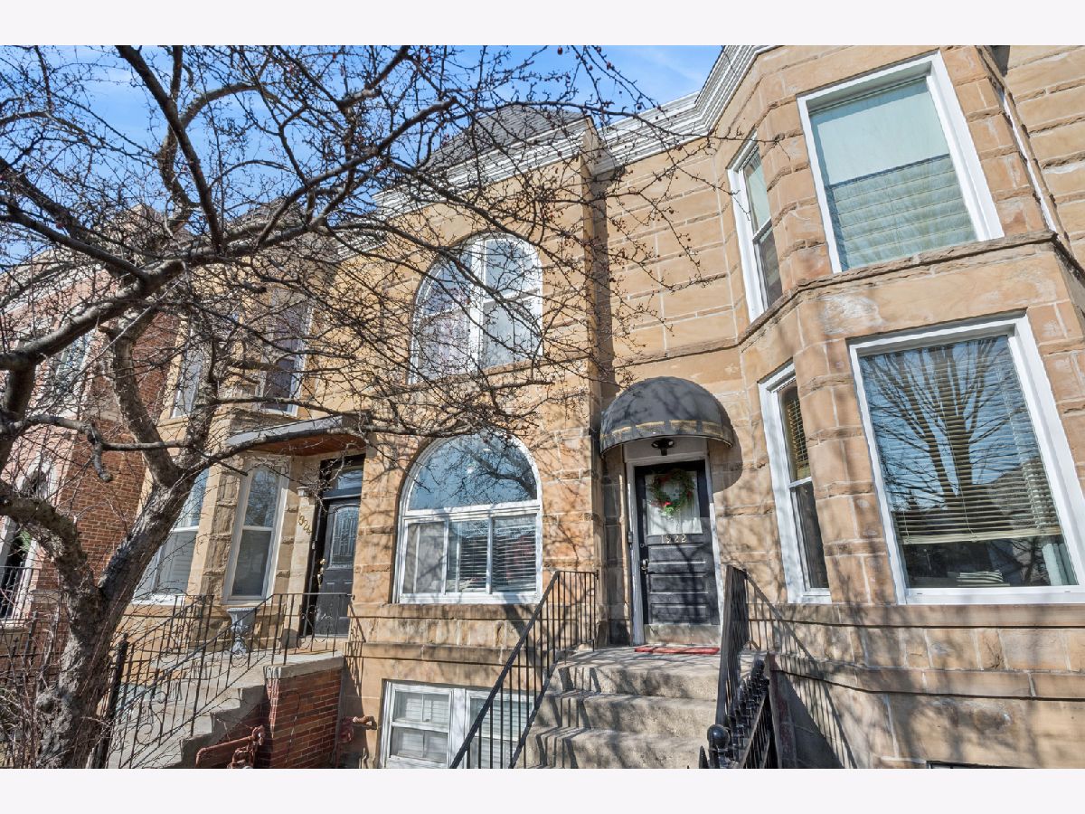  For Sale Chicago Illinois, 1922 Wolfram Street