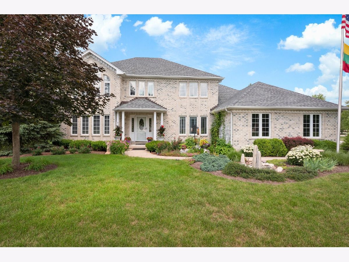  For Sale Sugar Grove Illinois, 877 Elm Street