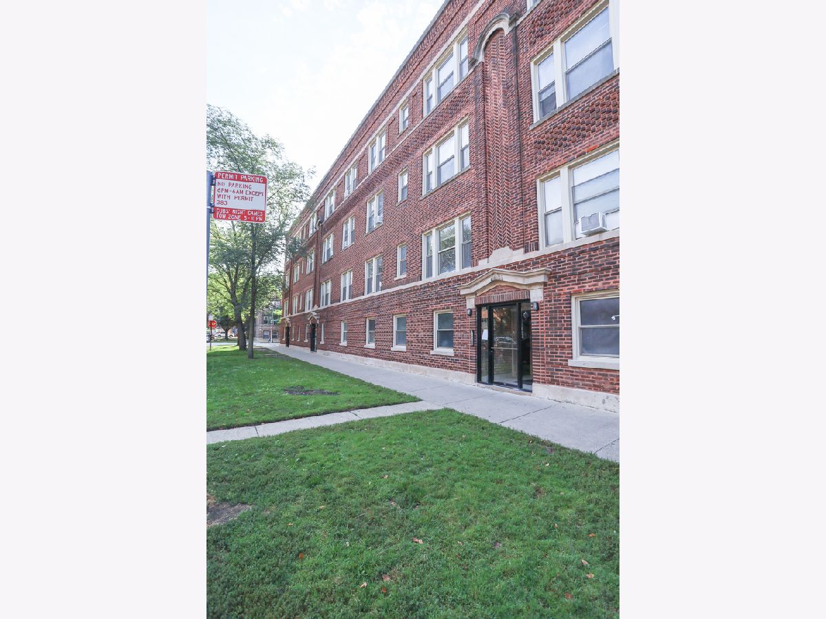  Rented Chicago Illinois, 1209 Waveland