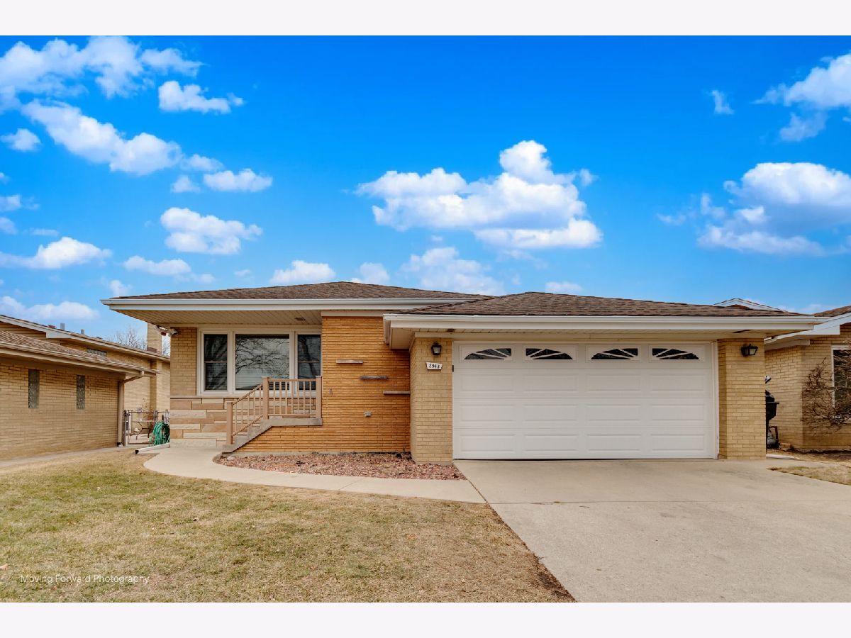  For Sale Westchester Illinois, 2943 Mayfair Avenue