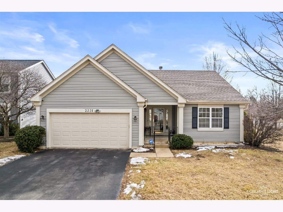 Townhomes & Condos & Homes For Sale Cambridge Countryside Aurora Illinois, 2331 Handley Lane