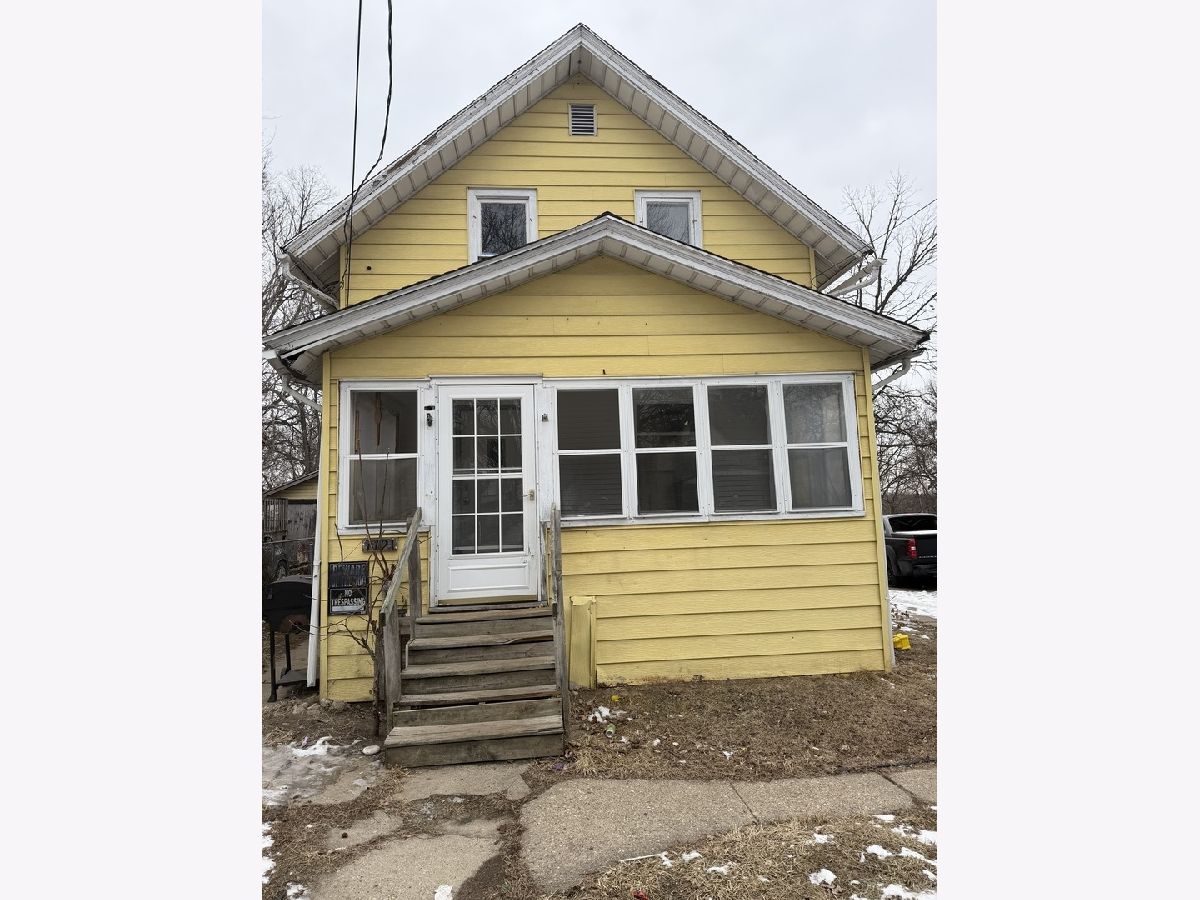  Rented Rockford Illinois, 1121 Fairview