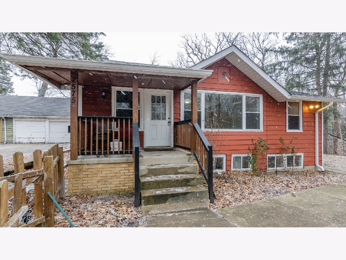  For Rent Highland Park Illinois, 2575 Waukegan