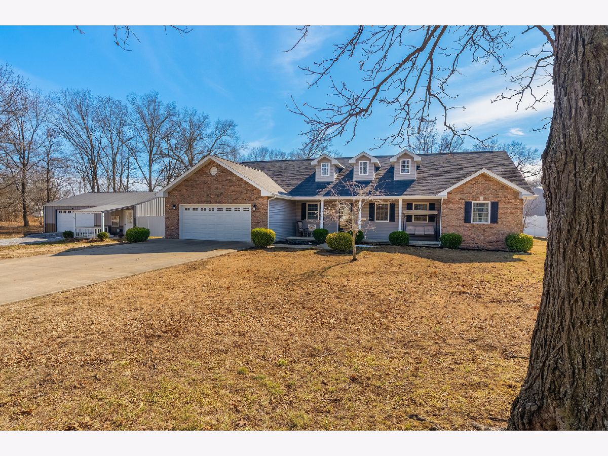  For Sale Benton Illinois, 1144 Webster Street