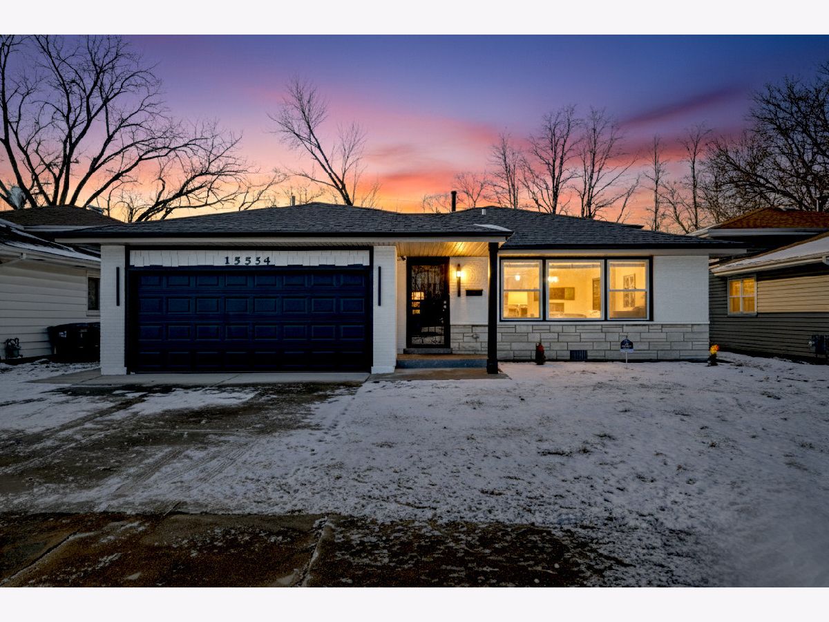  For Sale South Holland Illinois, 15554 Park Avenue